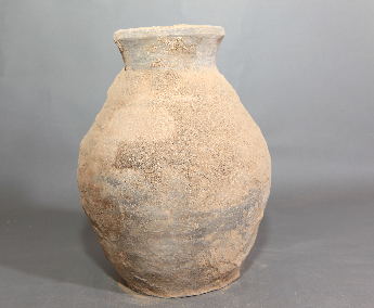 旋纹灰陶壶