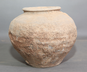 旋纹灰陶罐	
