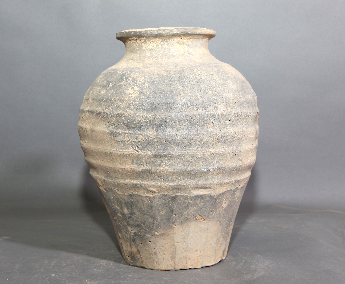 旋纹灰陶侈口瓶