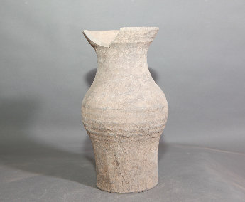 旋纹灰陶侈口瓶