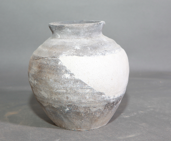 旋纹灰陶罐