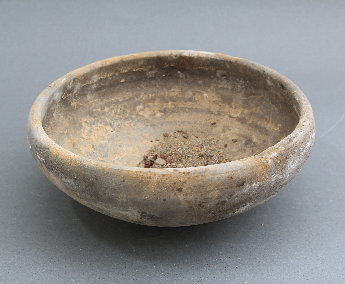 灰陶盆